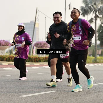 Runner Photo 5925312