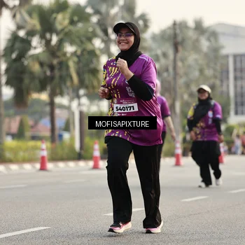 Runner Photo 5925314