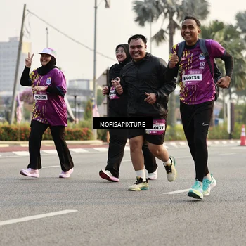 Runner Photo 5925329