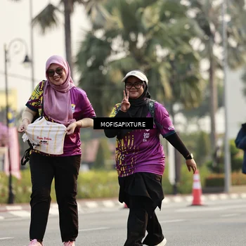 Runner Photo 5925337