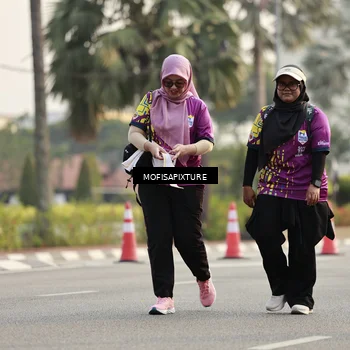 Runner Photo 5925347