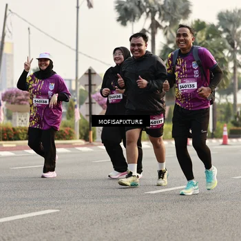 Runner Photo 5925348