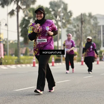 Runner Photo 5925350