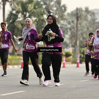 Runner Photo 5925380