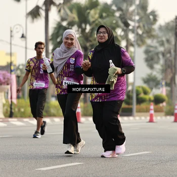 Runner Photo 5925397