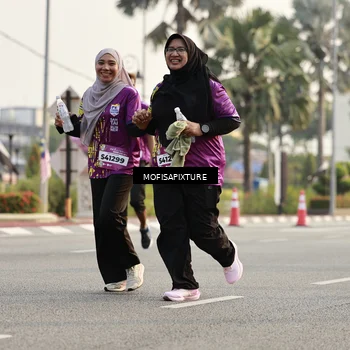 Runner Photo 5925398