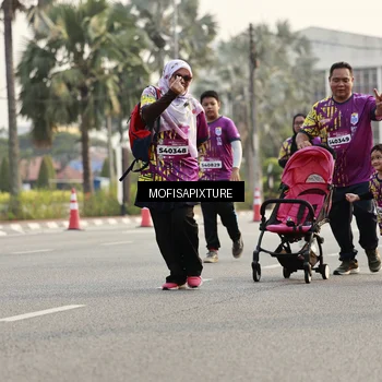 Runner Photo 5925410