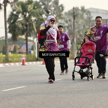 Runner Photo 5925411