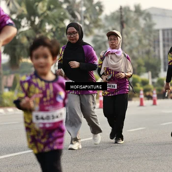 Runner Photo 5925442
