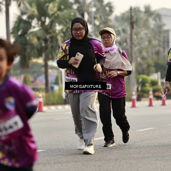 Runner Photo 5925447