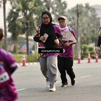Runner Photo 5925450