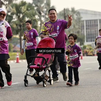 Runner Photo 5925455