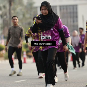 Runner Photo 5925470