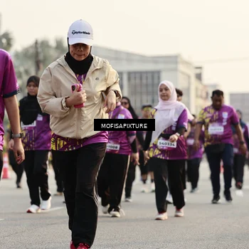 Runner Photo 5925641