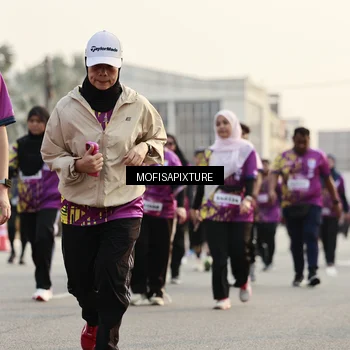 Runner Photo 5925643