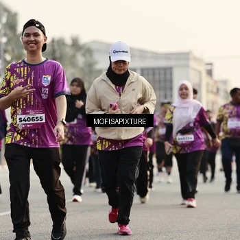 Runner Photo 5925644