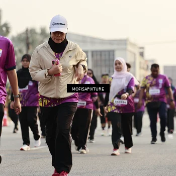Runner Photo 5925658