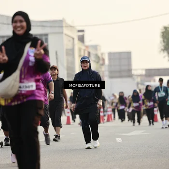 Runner Photo 5925711