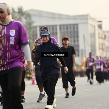 Runner Photo 5925730