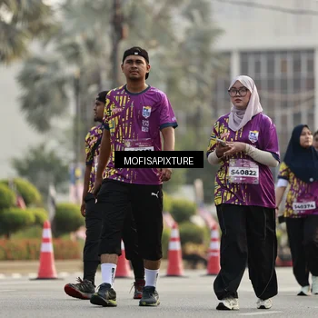 Runner Photo 5925774