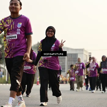 Runner Photo 5925829