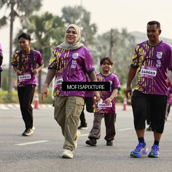 Runner Photo 5925872