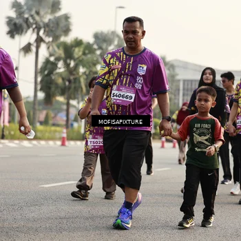 Runner Photo 5925885