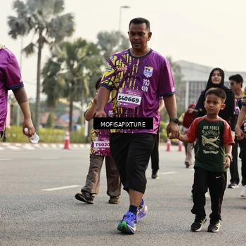 Runner Photo 5925900