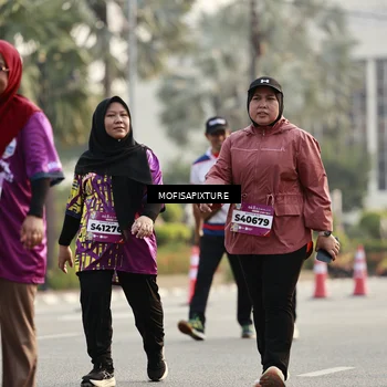 Runner Photo 5925908