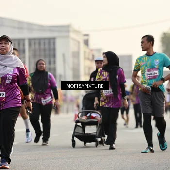 Runner Photo 5925928