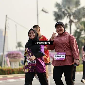 Runner Photo 5925940
