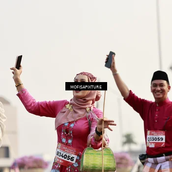 Runner Photo 5926046