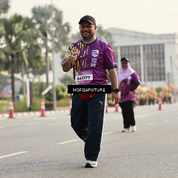 Runner Photo 5926085