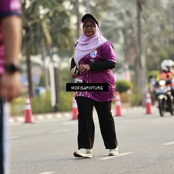 Runner Photo 5926088