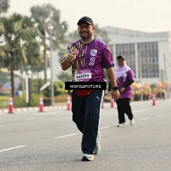 Runner Photo 5926091
