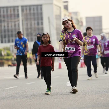 Runner Photo 5926105