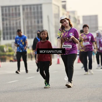 Runner Photo 5926108