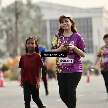 Runner Photo 5926137