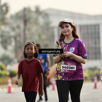 Runner Photo 5926158