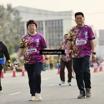 Runner Photo 5926196