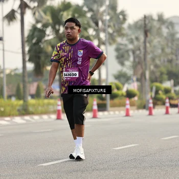 Runner Photo 5926234