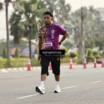 Runner Photo 5926243