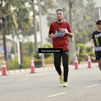 Runner Photo 5926248