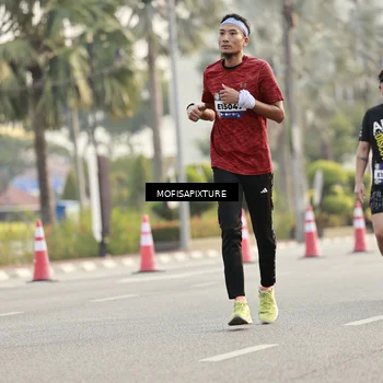 Runner Photo 5926253