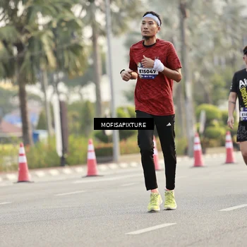 Runner Photo 5926254