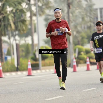 Runner Photo 5926273