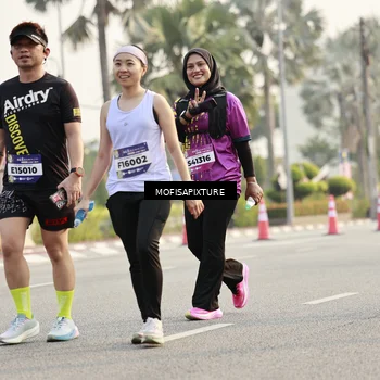 Runner Photo 5926315