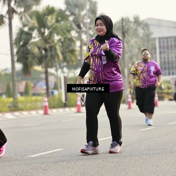 Runner Photo 5926325