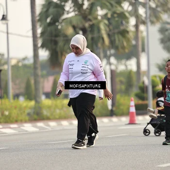 Runner Photo 5926409
