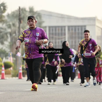 Runner Photo 5926465